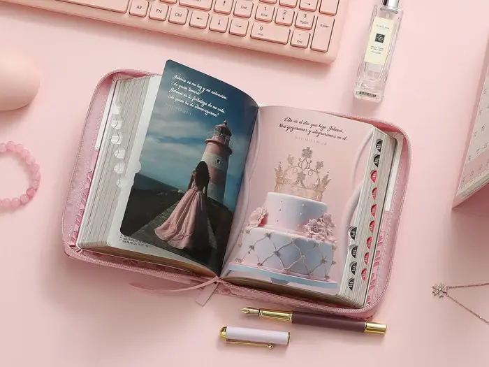 biblia-rvr60-045cti-quinceanera-lila-blanco-biblias-392.webp