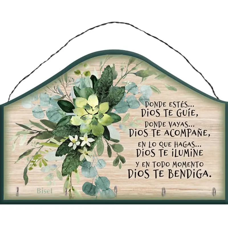 PORTA LLAVES COLOR VERDE DISEÑO: EUCALIPTO , TEXTO: SALMO 121 EL SEÑOR GUARDARA TU SALIDA Y TU ENTRADA